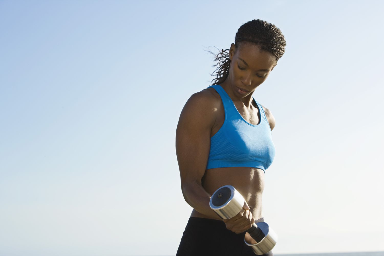 woman with dumbbells 