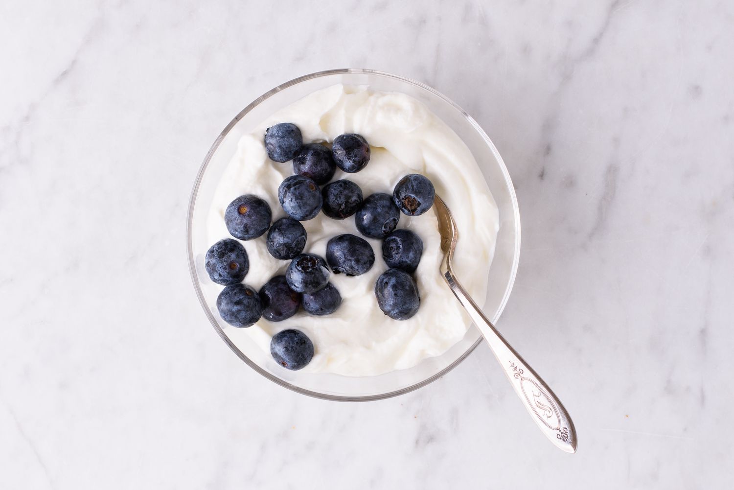 yogurt-with-blueberries