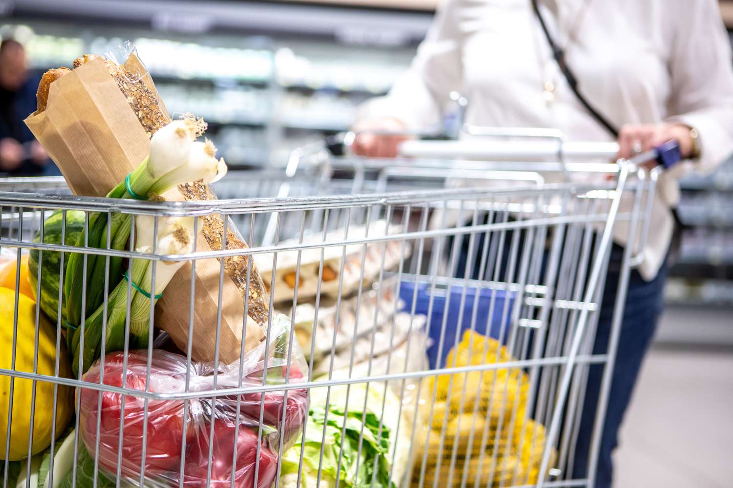 Learn to shop for well-priced groceries